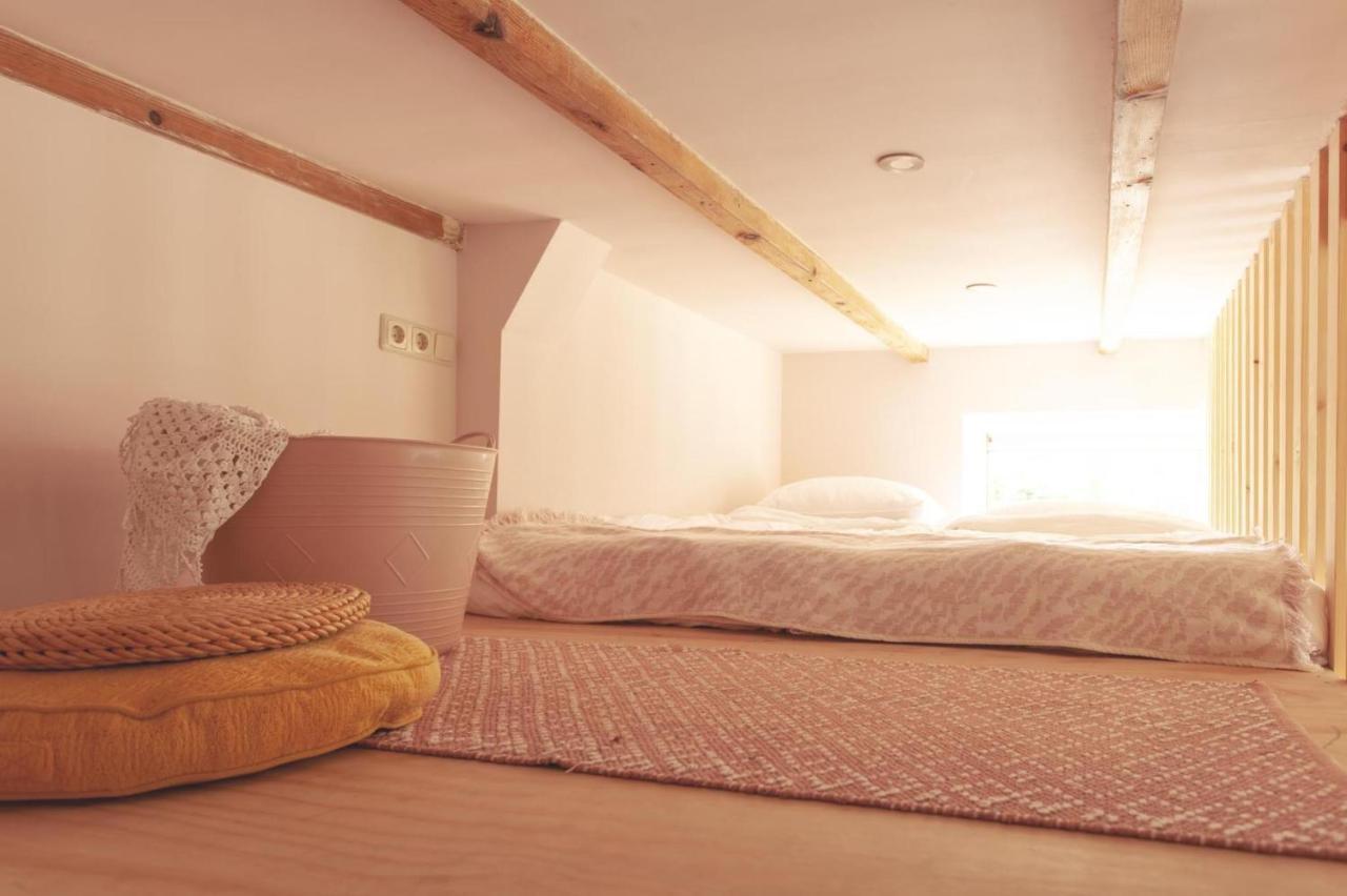 Lovely And Charming Guesthouse Near City Center, Close To Rotterdam Дордрехт Номер фото