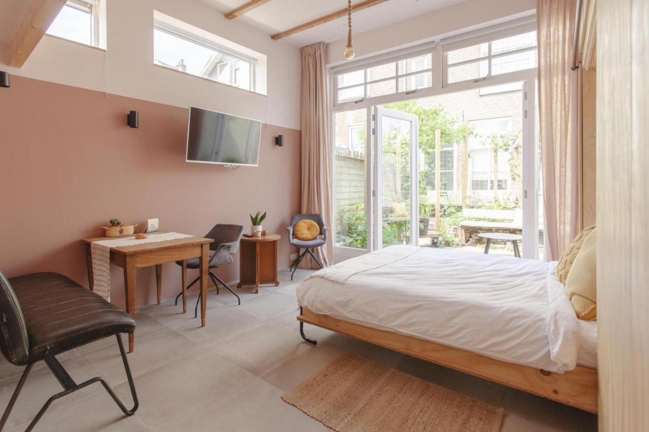 Lovely And Charming Guesthouse Near City Center, Close To Rotterdam Дордрехт Номер фото